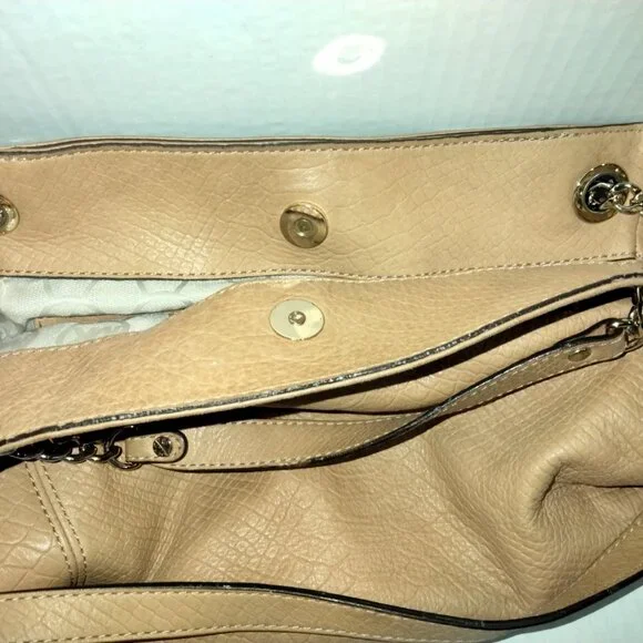 MICHAEL Michael Kors Tan Pebbled Leather Shoulder Bag - Picture 8 of 12